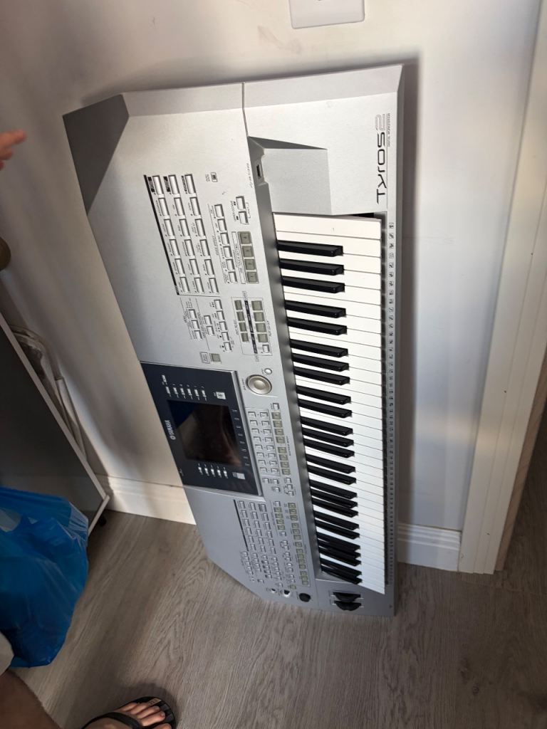 Yamaha Tyros 2 Digital Workstation Keyboard - Good Condition