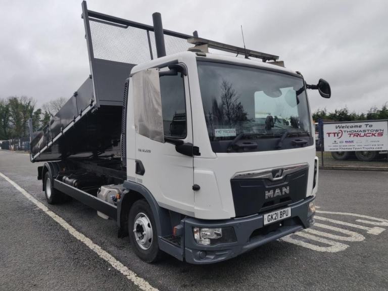 2021 Man TGL 12.220, 12 ton gross, 4X2, 16ft dropside tipper 