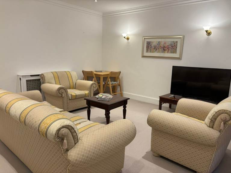 Charming, 1-Bedroom Garden Flat - Marble Arch