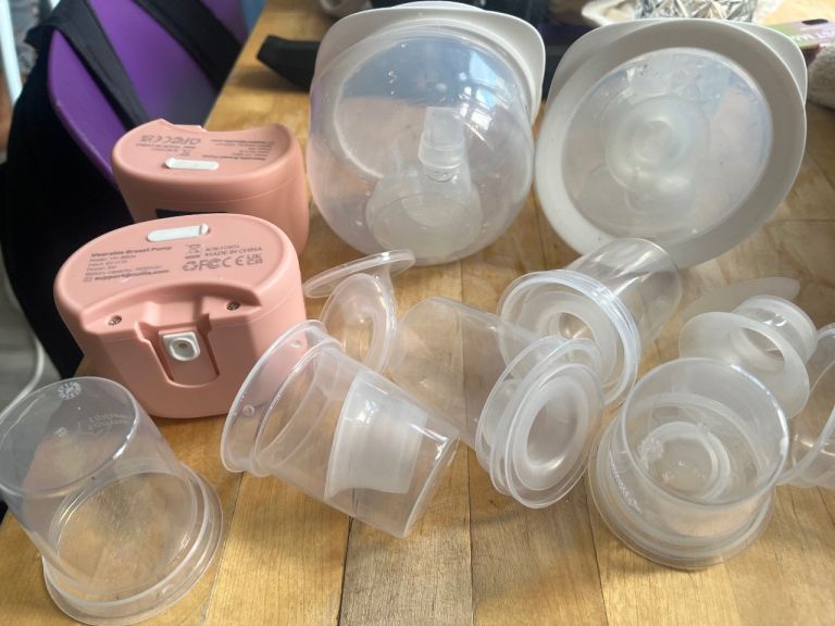 Pink Wearable Breast Pump Set – Good Condition