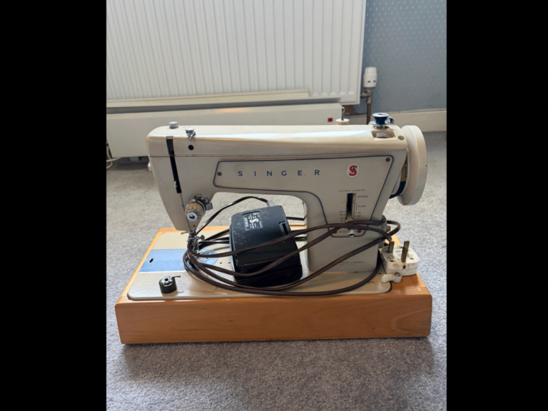 Vintage Singer Electric Sewing Machine