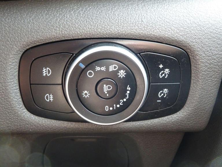 2021 Ford Transit Custom 2.0 320 EcoBlue Trend Crew Van L1 H1 Euro 6 (s/s) 5dr PANEL VAN Diesel M...