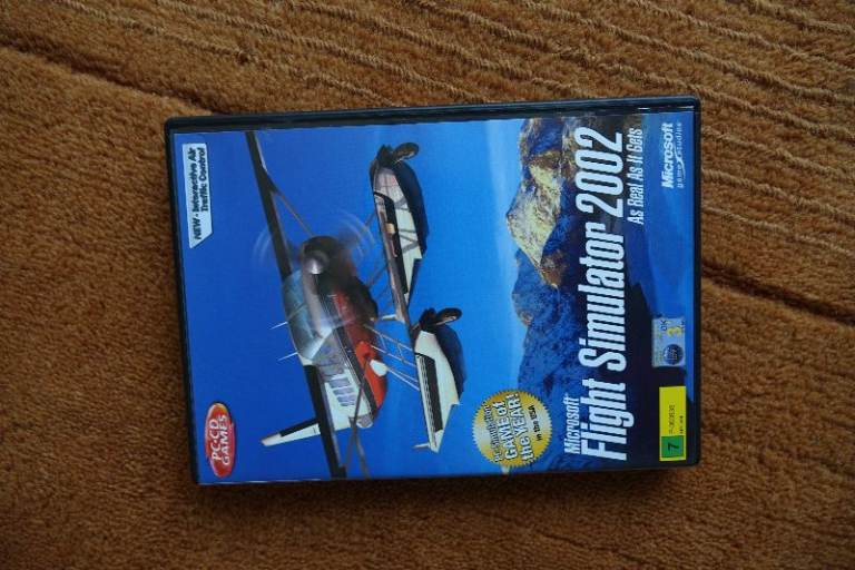 Microsoft Flight Simulator 2002 c/w VFR Photographic Scenery Central & Southern