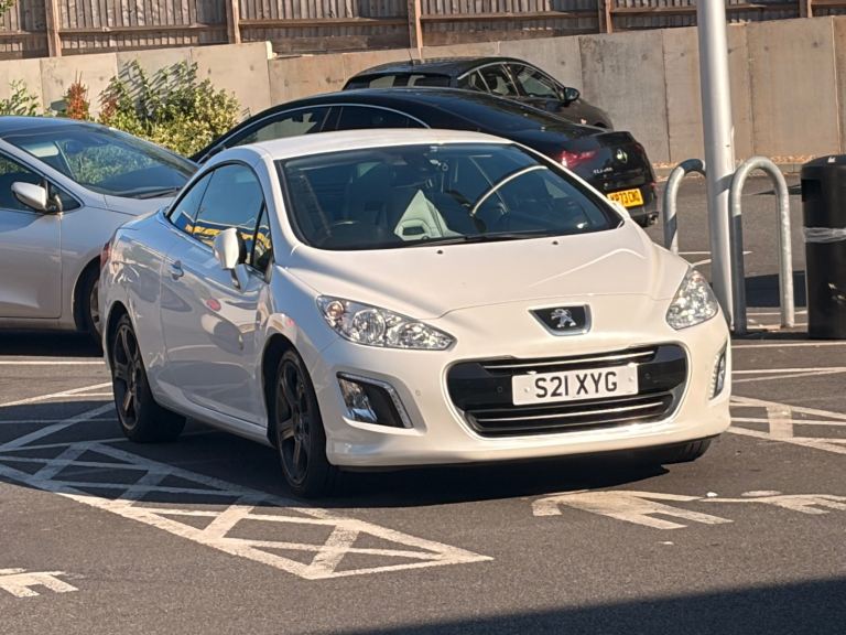 Peugeot, 308, Convertible, 2013, Manual, 1598 (cc), 2 doors