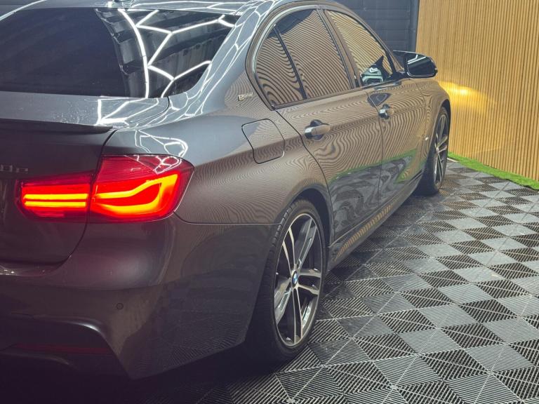 2017 BMW 3 Series 330e M Sport Shadow Edition 4dr Step Auto SALOON PETROL/ELECTRIC Automatic