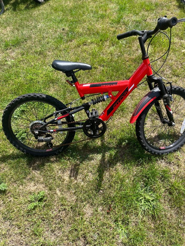 Red Child's Mountain Bike – Good Condition