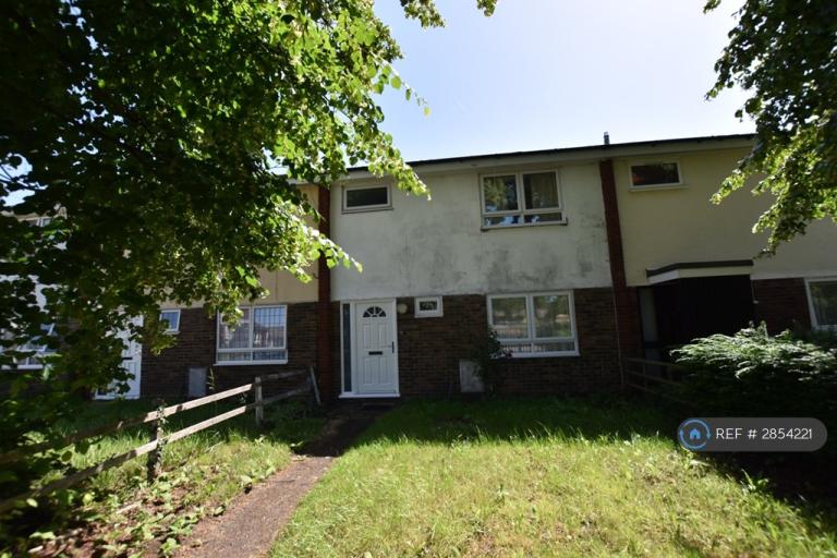 4 bedroom house in Spring Terrace, Reading, RG2 (4 bed) (#2854221)