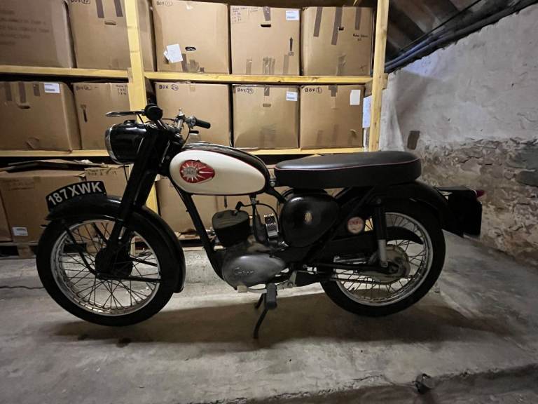 BSA BANTAM 1961 D7 175 Super 