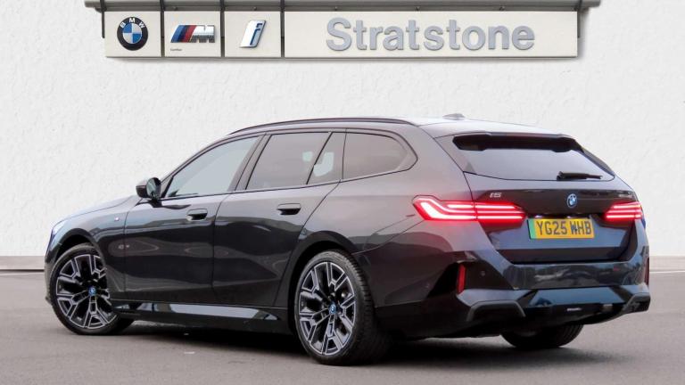 2025 BMW i5 250kW eDrive40 M Sport 84kWh 5dr Auto Estate Electric Automatic