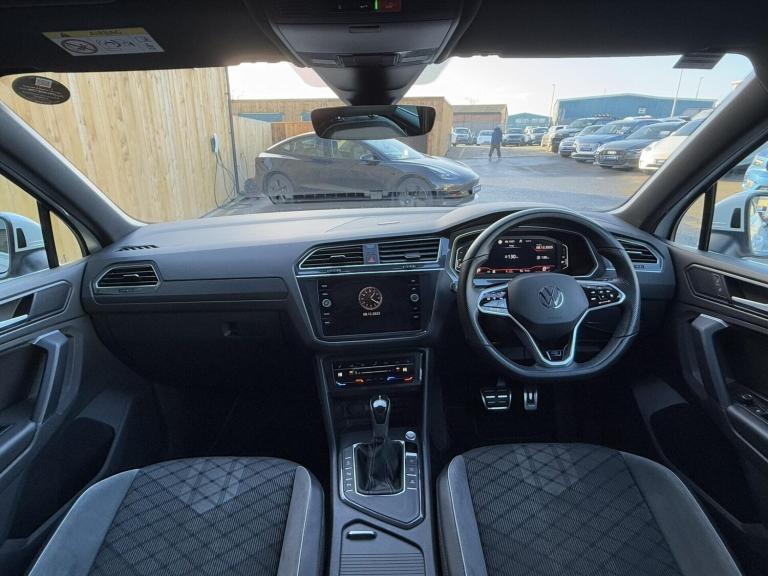 2021 Volkswagen Tiguan 1.5 TSI R-Line SUV 5dr Petrol DSG Euro 6 (s/s) (150 ps) SUV Petrol Automatic