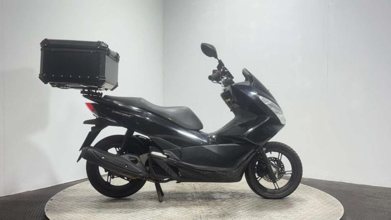 Honda PCX 2014 54K GOOD RUNNING COMMUTER SCOOTER 125CC HPI CLEAR