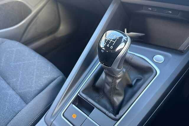 2020 Volkswagen Golf 1.5 TSI Life 5dr Hatchback Petrol Manual