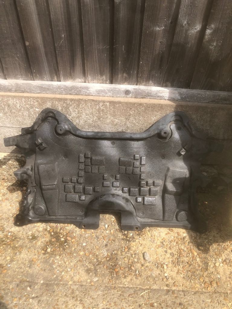 Mercedes-Benz W212 Undertray / Underbody Engine Splash Shield 