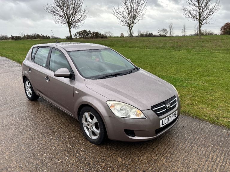 Kia, CEED, Hatchback, 2007, Manual, 1582 (cc), 5 doors