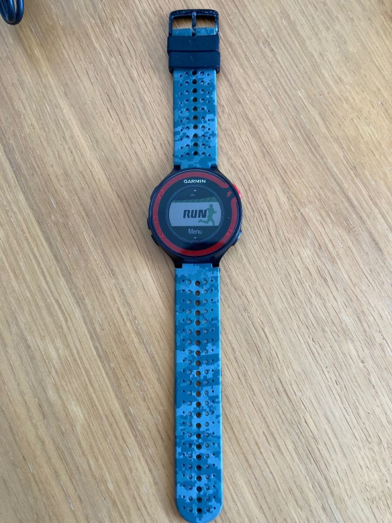 Garmin Forerunner 220 GPS running watch