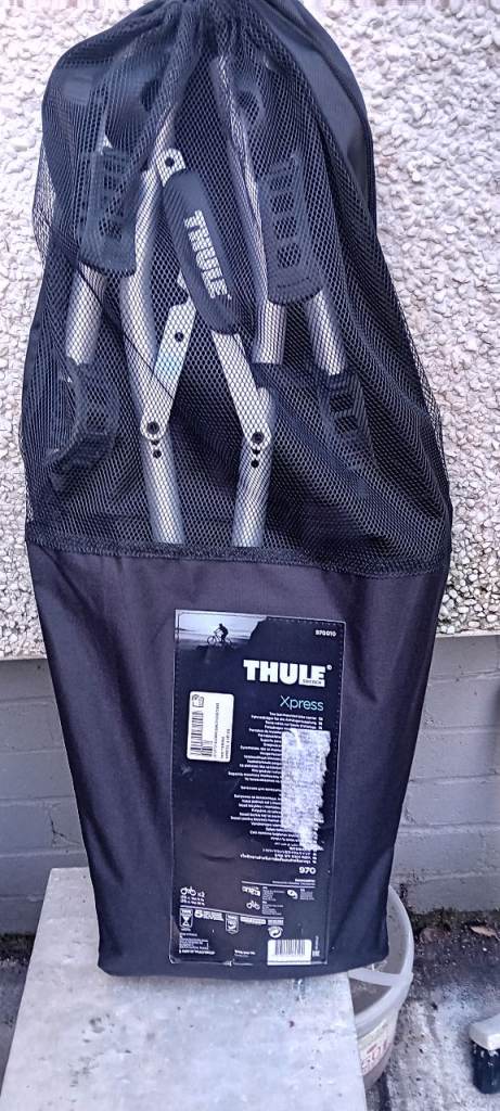 Thule tow bar bike rack 