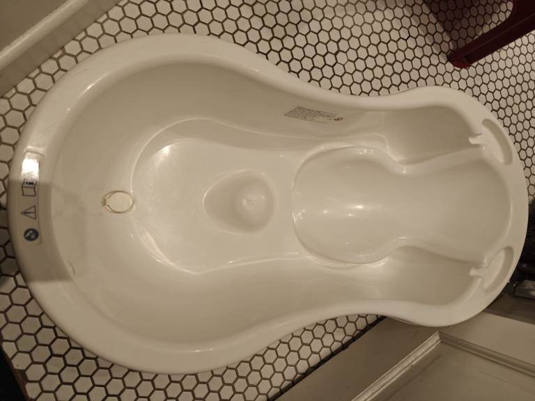 Baby Bath Tub - Babylo Strata - Made In The UK