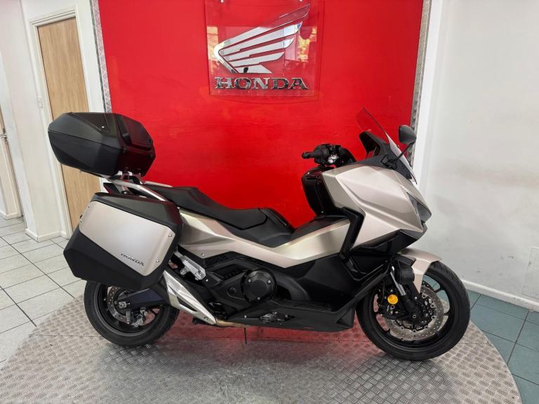 2025 '25' Honda Forza NSS 750 AS