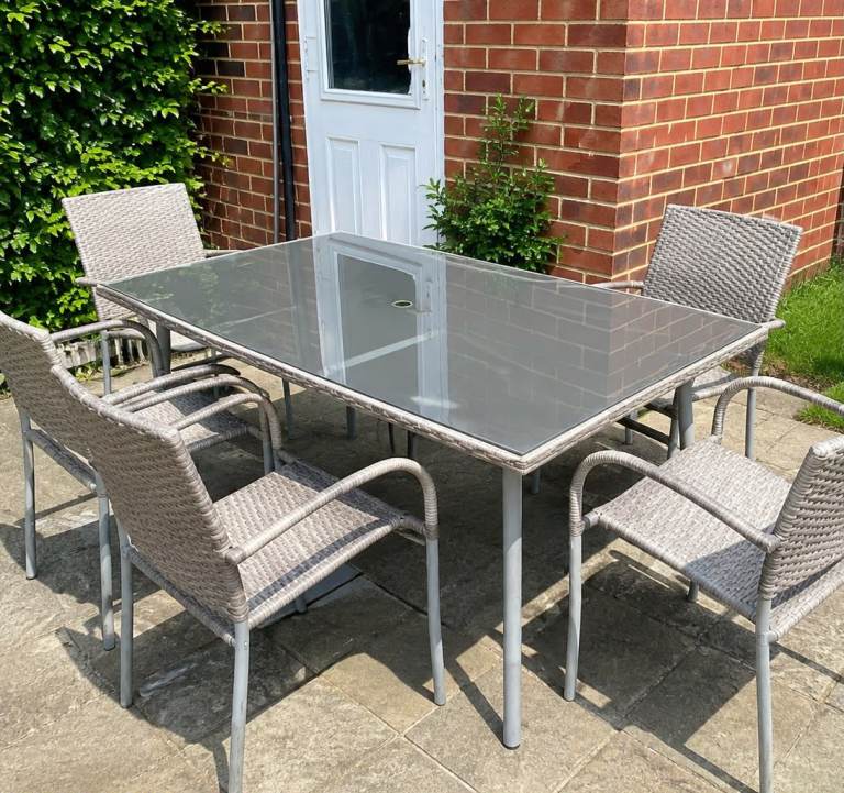 6 Seater Rattan Garden Dining Set with Glass Table – Free Delivery Available