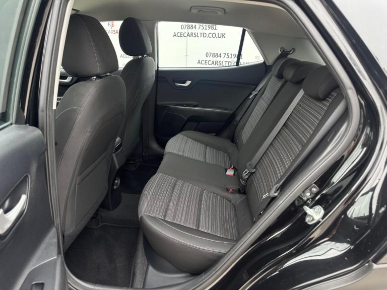 2017 Kia Stonic 1.0 T-GDi 2 Euro 6 (s/s) 5dr HATCHBACK Petrol Manual