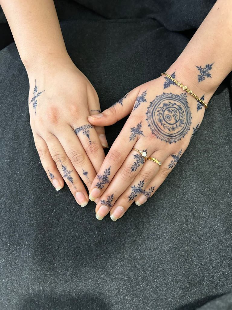 Henna mehndi