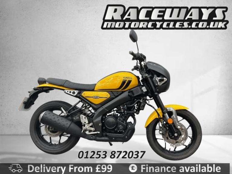 YAMAHA XSR125 YELLOW 2022 72 PLATE , JUST 5,770 MILES, ONE OWNER USED 125 