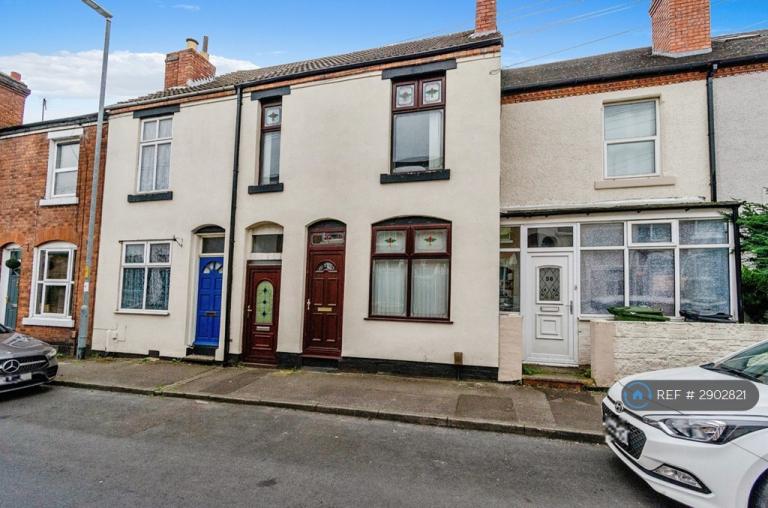 3 bedroom house in Regent Street, Willenhall, WV13 (3 bed) (#2902821)