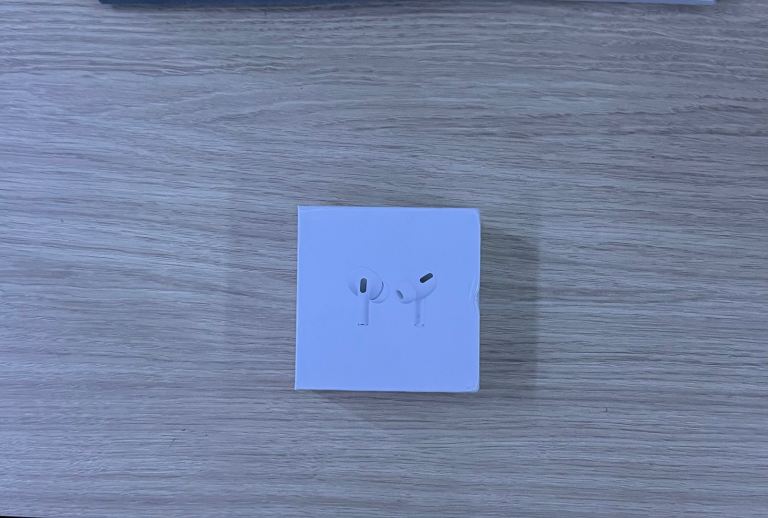 image for Apple AirPod pros 1