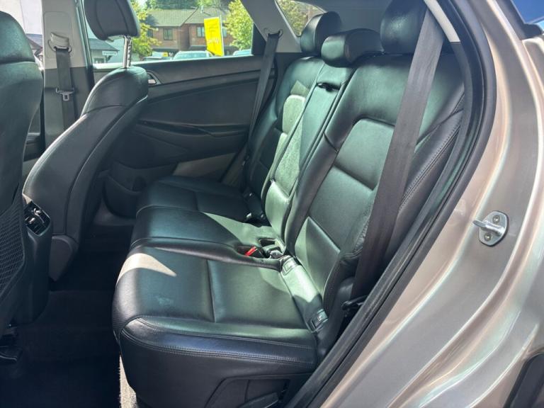 2016 Hyundai TUCSON 1.7 CRDi Blue Drive Premium SUV 5dr Diesel Manual Euro 6 (s/s) (116 ps) SUV D...