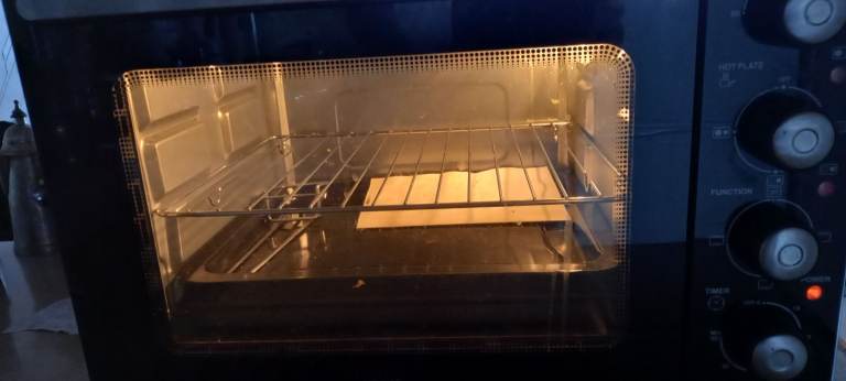 Like New Cooks Professional Table Top Oven And Hob