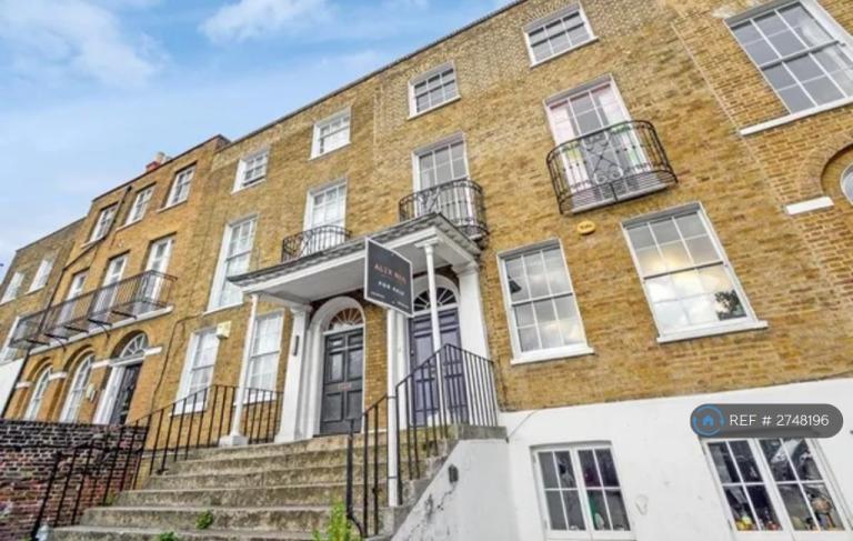 4 bedroom house in Camberwell Road, London, SE5 (4 bed) (#2748196)