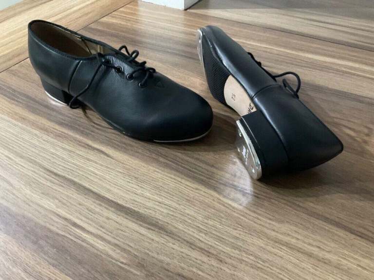 Bloch Tap shoes size 6.5 uk, Bloch U.S. size 9.5 unworn