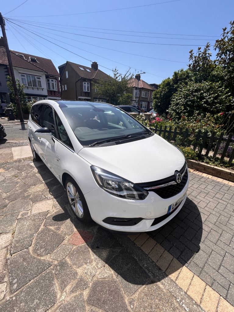 PCO Vauxhall, ZAFIRA TOURER ELITE, Turbo