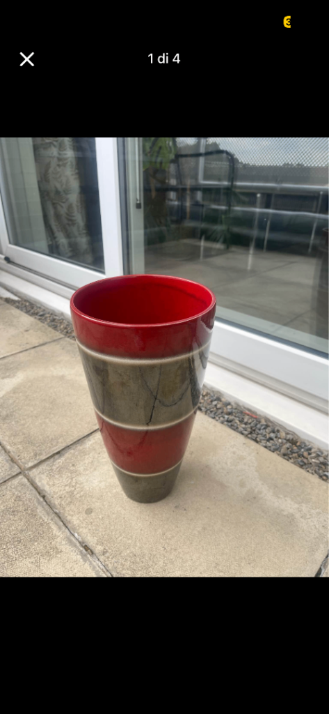 Decorative vase