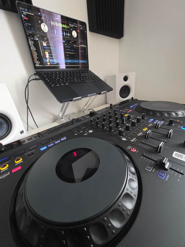 DDJ-GRV6 New Condition 