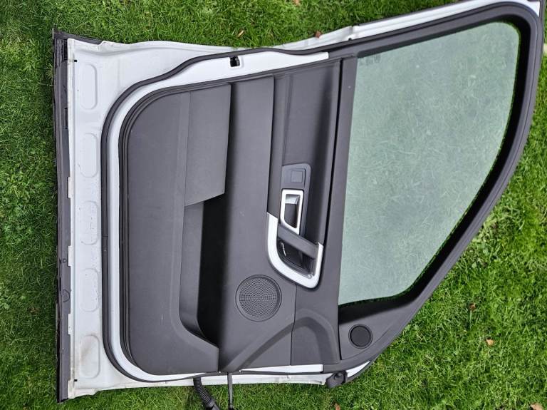 Discovery sport door