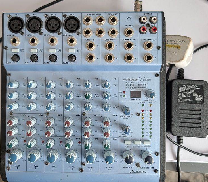 Alesis Multimix 8 USB Mixing Desk