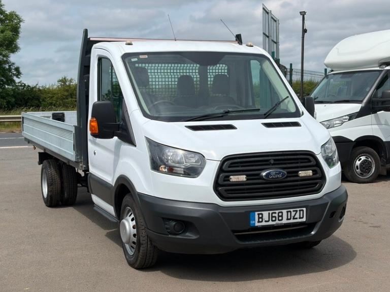 FORD TRANSIT 14FT DROPSIDE WITH AIRCON. *VERY LOW MILAGE*