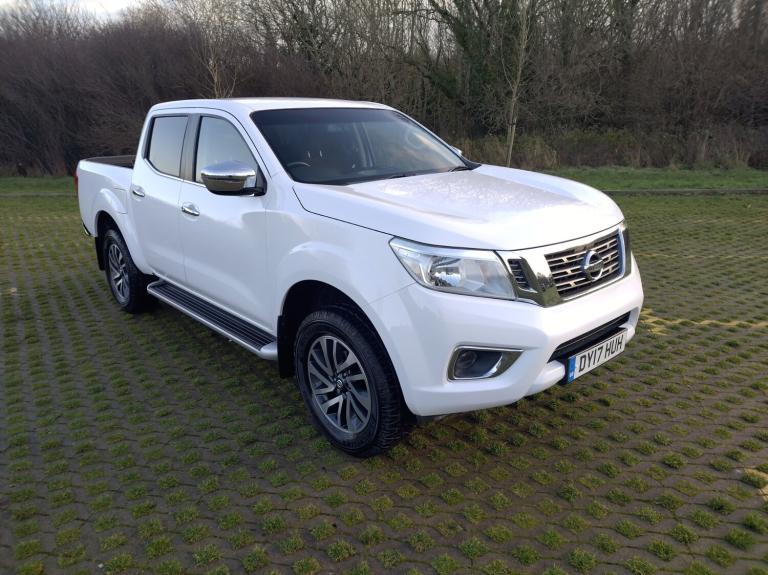 NISSAN NAVARA 2.3 DCI 190 N-CONNECTA DOUBLE CAB PICKUP 17 / 17 + VAT @ MCD CARS 