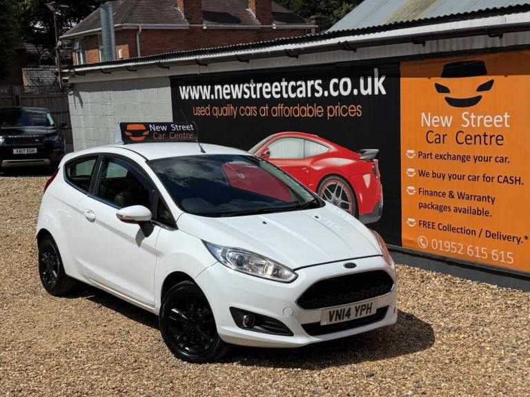 image for 2014 Ford Fiesta 1.25 Zetec Euro 5 3dr HATCHBACK Petrol Manual