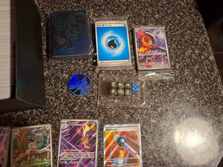 Pokemon cards phantasmal flames 