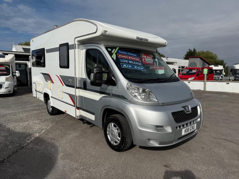Elddis Majestic 140 2 Berth Peugeot Boxer DIESEL MANUAL 2011/11
