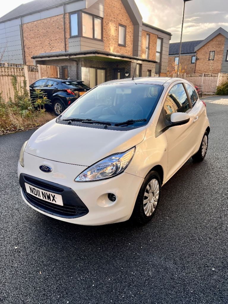Ford, KA, Hatchback, 2011, Manual, 1242 (cc), 3 doors