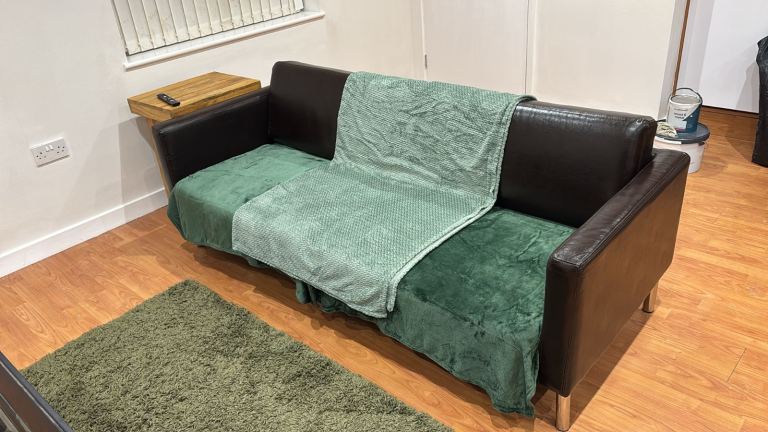 3 seater sofa