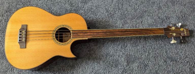 90s hand made larrivée Electro acoustic fretless bass guitar 