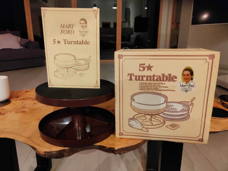 image for Mary Ford cake decorating turntable