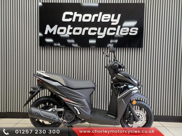 QJ MOTOR LTS125S