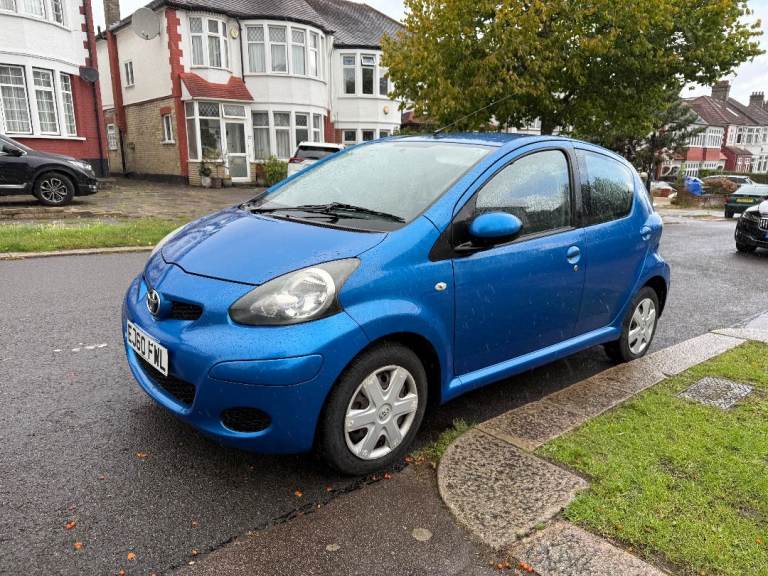 Toyota, AYGO, Hatchback, 2010, Manual, 998 (cc), New MOT and Service, Full History, 2 Owners