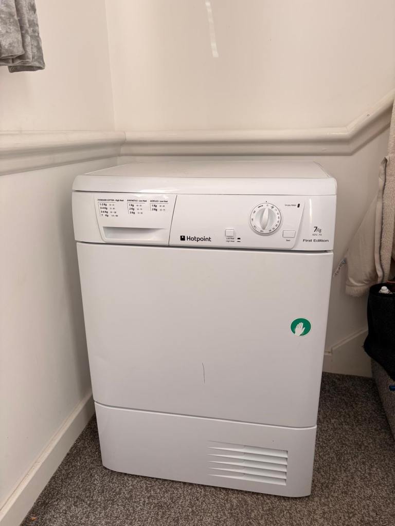 Hotpoint 8kg condenser tumble dryer 