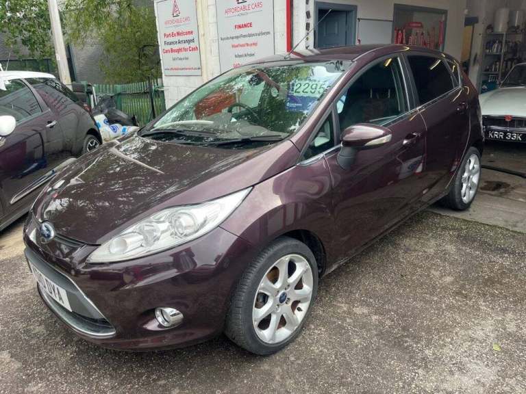 2010 Ford Fiesta 1.4 Titanium Hatchback 5dr Petrol Manual (133 g/km, 94 bhp) Hatchback Petrol Manual